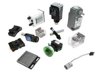 Mitsubishi Electric MR-J4-500A — Servo Drives