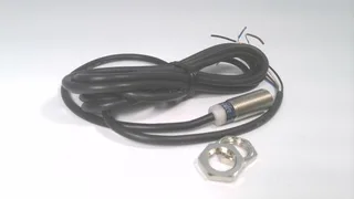 Schneider Electric XS1N12PC410 — Proximity Sensors (image 4)