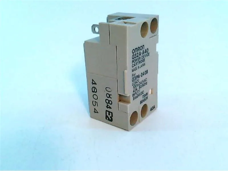Omron G32A-A40 — Solid State Relays (image 2)