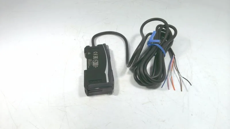 Omron E3NC-SA21 2M — Photoelectric Sensors (image 2)