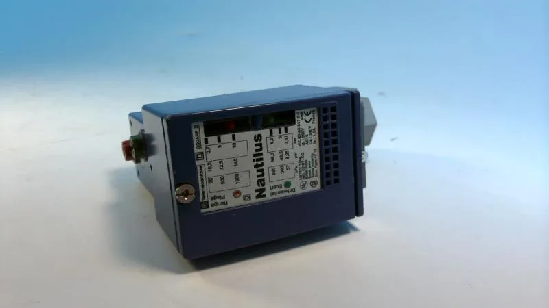 Schneider Electric XMLC010B2S11 — Pressure Sensors