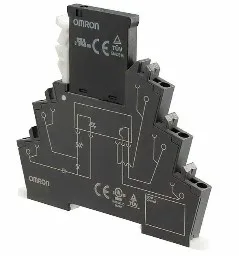 Omron G3RV-SR500-D 24VDC