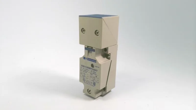Schneider Electric XS8 C40MP230H7 — Proximity Sensors (image 2)