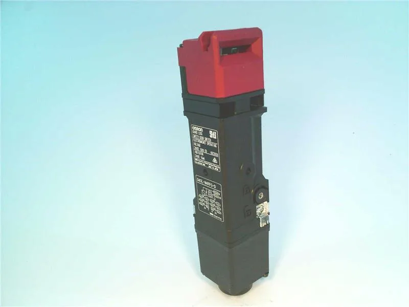 Omron D4SL-N4RFG-D — Limit Switches (image 3)