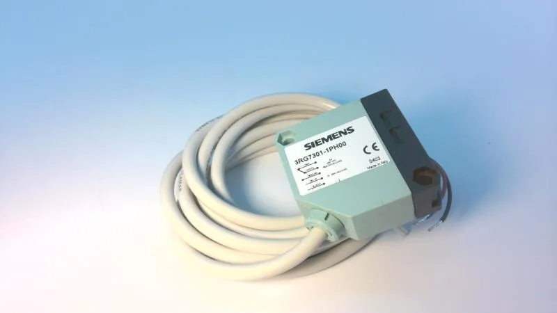 Siemens 3RG7301-1PH00 — Photoelectric Sensors