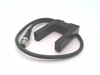 Omron E3Z-G61-11D 0.3M — Photoelectric Sensors (image 2)
