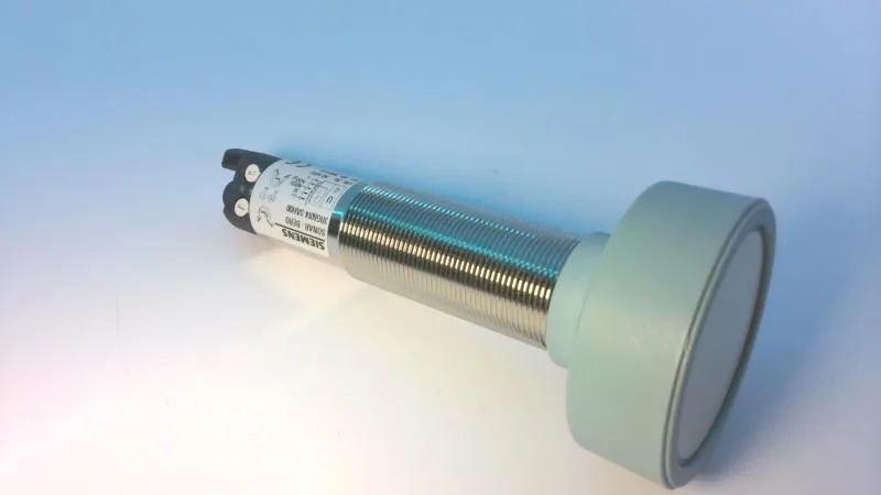 Siemens 3RG6014-3AH00 — Proximity Sensors (image 2)