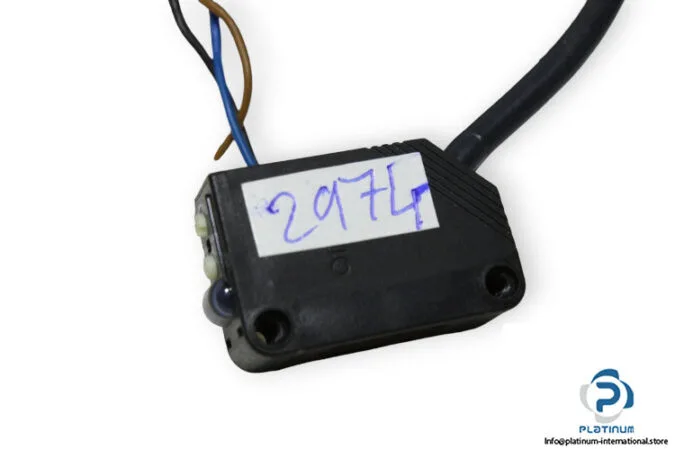 Omron E3Z-D81 — Photoelectric Sensors (image 5)