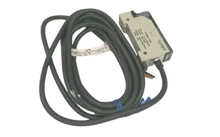Omron E3C-JC4P-2M — Photoelectric Sensors (image 4)