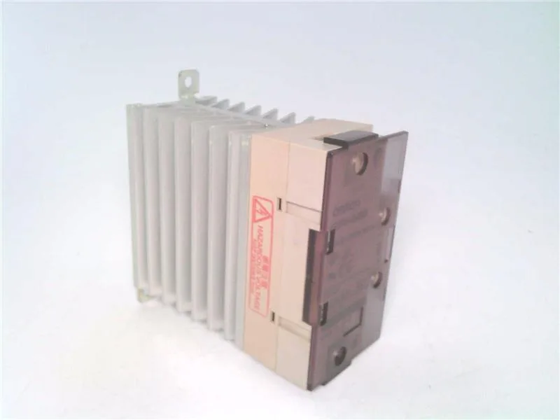 Omron G3PE-545B 12-24VDC — Solid State Relays (image 4)
