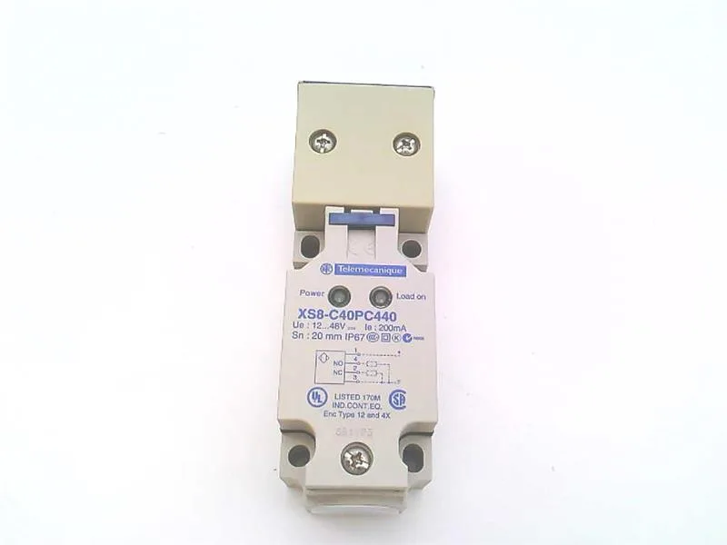 Schneider Electric XS8-C40PC440 — Proximity Sensors