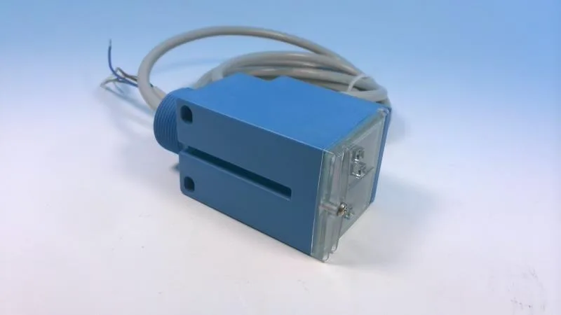 SICK WS2000-D1102 — Photoelectric Sensors (image 3)