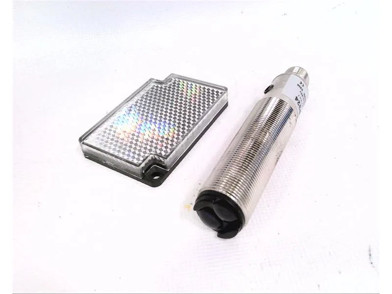 SICK VT18L-4P324 — Photoelectric Sensors (image 2)