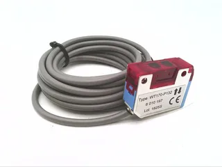 SICK WT170-P132 — Photoelectric Sensors (image 2)