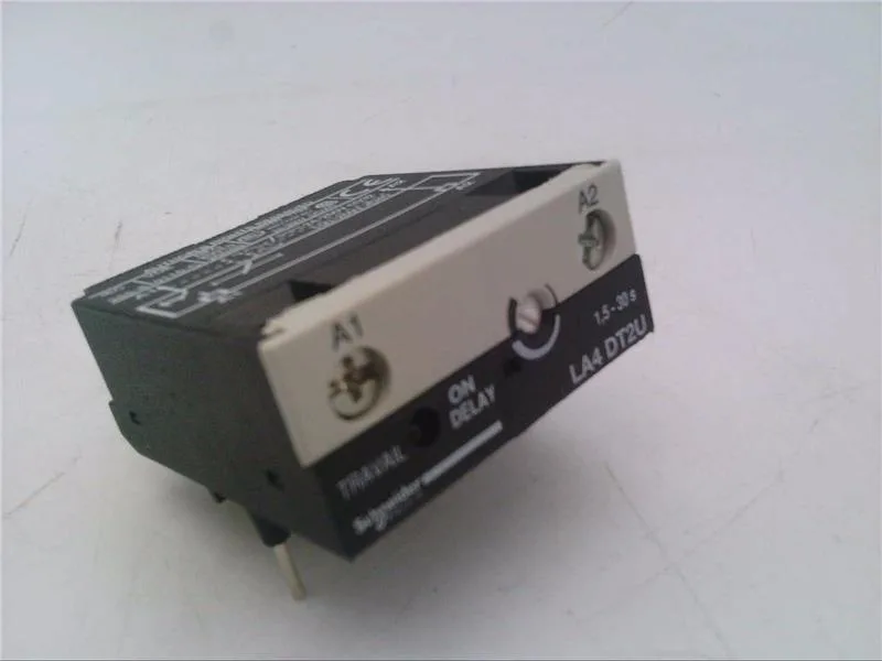 Schneider Electric LA4DT2U (image 2)