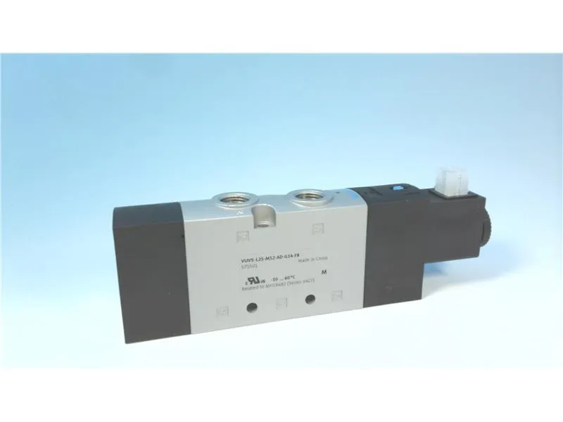 Festo VUVS-L25-M52-AD-G14-F8-1C1 — Solenoid & Directional Valves