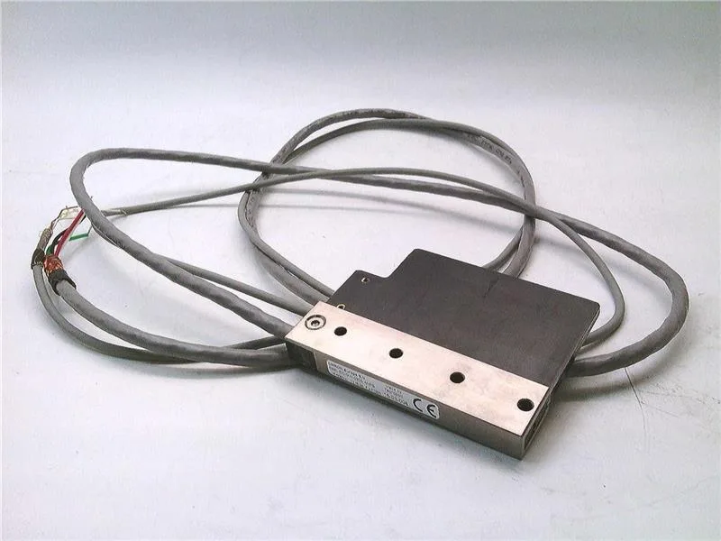 Omron R88L-EC-GW-0303-ANPS — Servo Motors