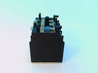 Siemens 3RH1921-1XA31-0MA3 — Contactors (image 4)