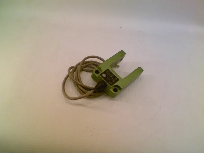 Omron E3S-GS3-E1 — Photoelectric Sensors (image 2)