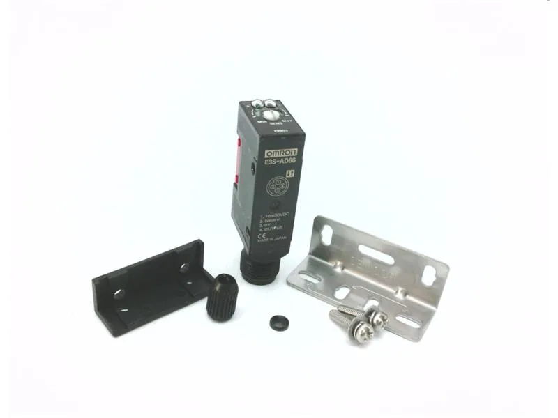 Omron E3S-AD66 — Photoelectric Sensors