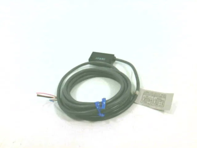 Omron E3S-LS3RC4 — Photoelectric Sensors