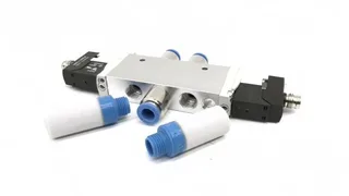 Festo VUVG-L14-P53U-T-Q6-U-1R8L — Solenoid & Directional Valves (image 2)