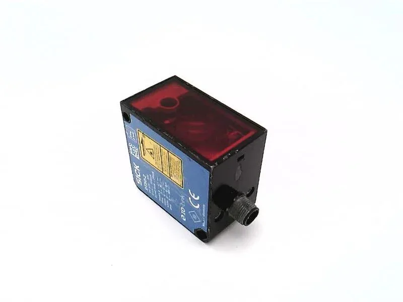 SICK DT50-2B415252 — Proximity Sensors