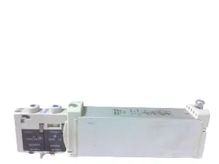 Festo VUVG-B18-T32C-AZT-F-1T1L — Solenoid & Directional Valves (image 2)