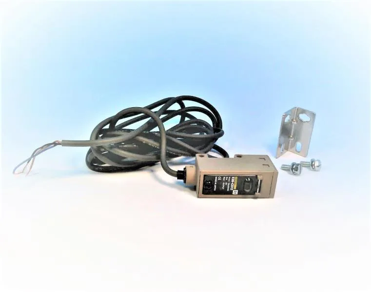 Omron E3S-CD12 2M — Photoelectric Sensors (image 3)