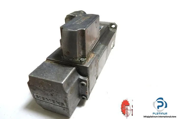 Siemens 1FK7034-5AK71-1LB0 — Servo Motors with Brake (image 3)