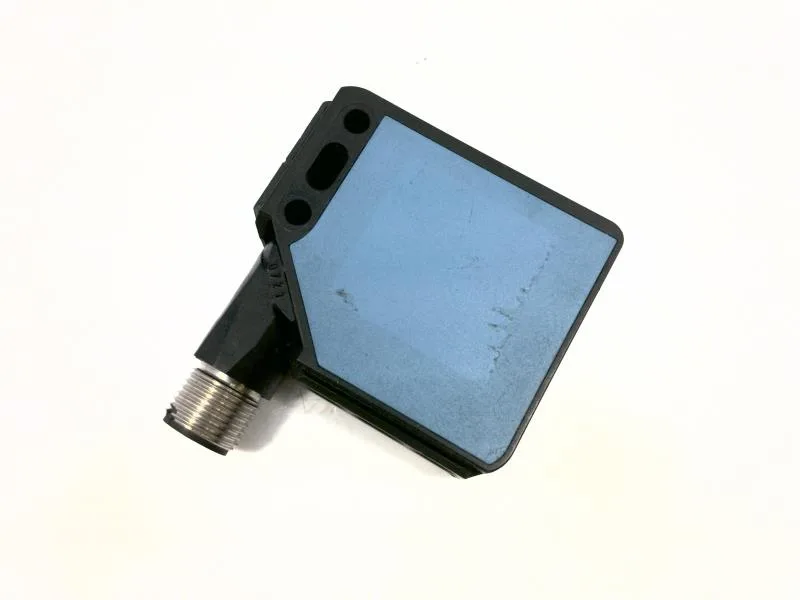 SICK WL11-P430 — Photoelectric Sensors (image 2)