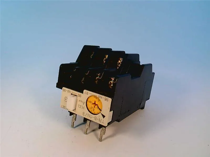 Fuji Electric TR-5-1N/3 5-8 — Contactors (image 3)