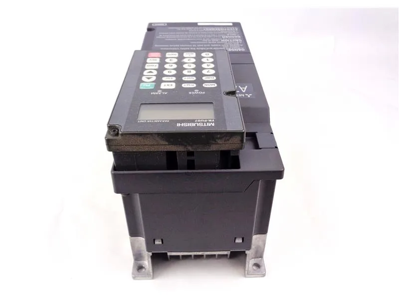 Mitsubishi Electric FR-A720-00050-TF — AC Drives (VFD) (image 4)