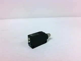 Omron E3ZT86AD