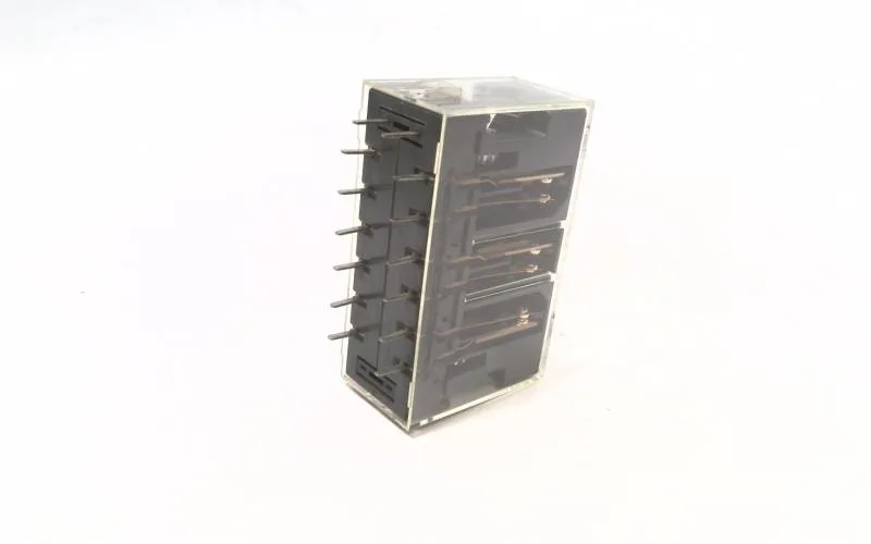 Omron G7S-3A3B-DC24 — Safety Relays (image 3)