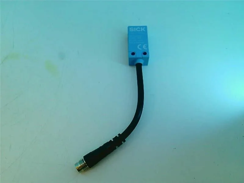 SICK WL4-2F331 — Photoelectric Sensors (image 2)