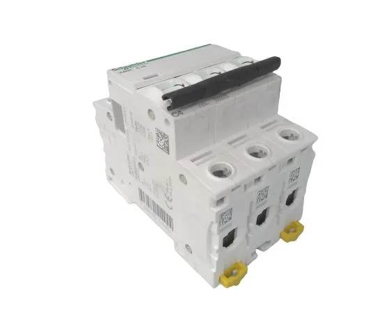 Schneider Electric A9F54304 (image 2)