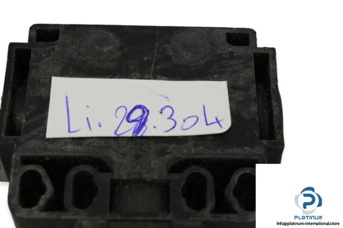 Schneider Electric XCK-T118 — Limit Switches (image 3)