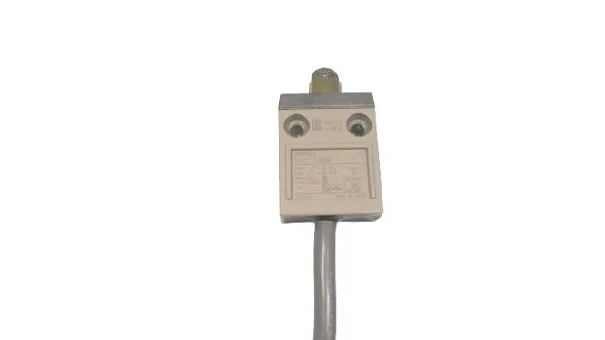 Omron D4C-1604 — Limit Switches (image 2)