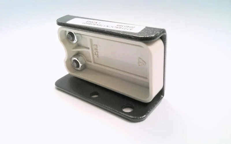 SICK PL21MS01P02 — Photoelectric Sensors (image 4)