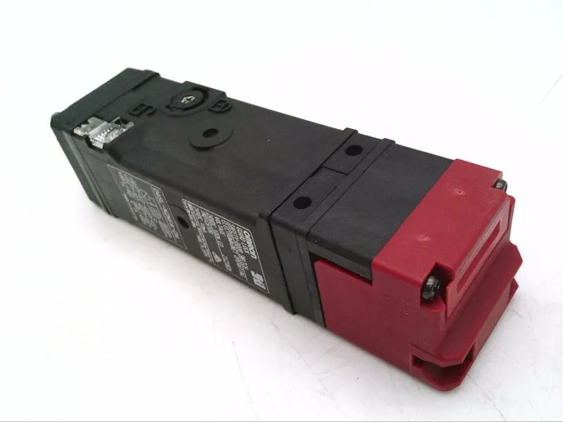 Omron D4SL-N2NFA-DN — Limit Switches (image 2)