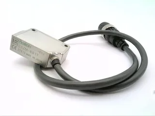 Omron E3ZM-B81T-S1J 0.3M — Photoelectric Sensors
