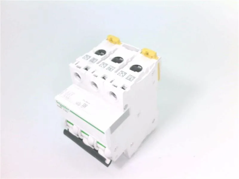 Schneider Electric A9F44350 (image 4)