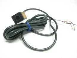 Omron E3S-2LE4 — Photoelectric Sensors