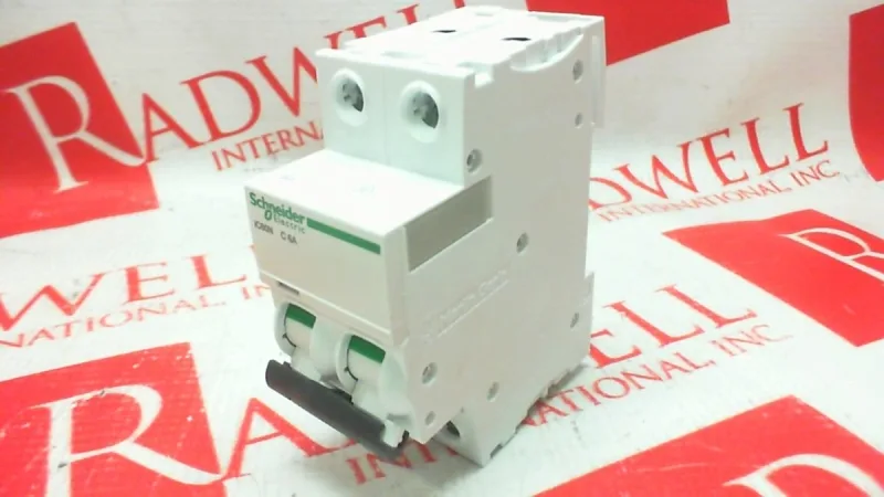Schneider Electric A9F44206 (image 2)