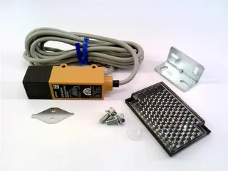 Omron E3S-R2E41
