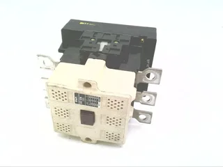 Fuji Electric SC-5N-AC100-127V-50/60HZ-DC100-110V — Contactors (image 2)