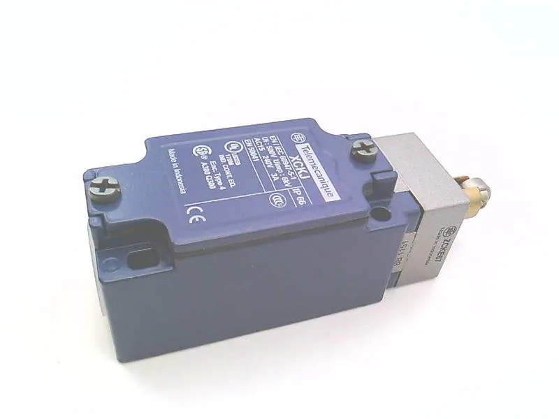 Schneider Electric XCKJ167 — Limit Switches (image 2)