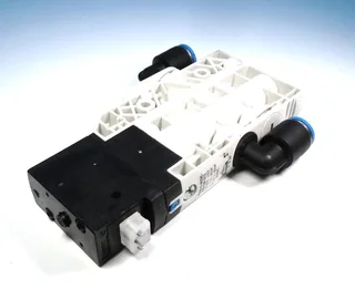 Festo VUVB-S-M32C-AZD-QX-1C1