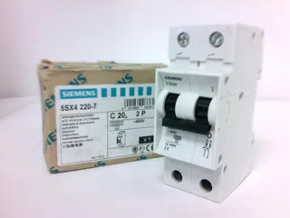 Siemens 5SX4220-7